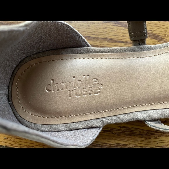 Charlotte Russe Crisscross pointed toe flats NWOT - Picture 3 of 4